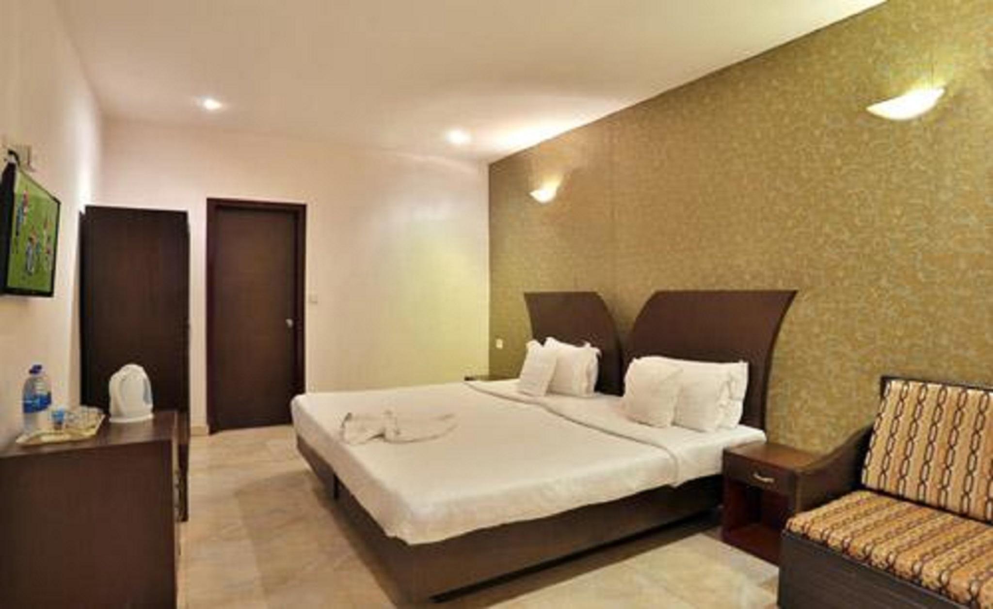 Hotel Rococco Ashvem à Mandrem Extérieur photo