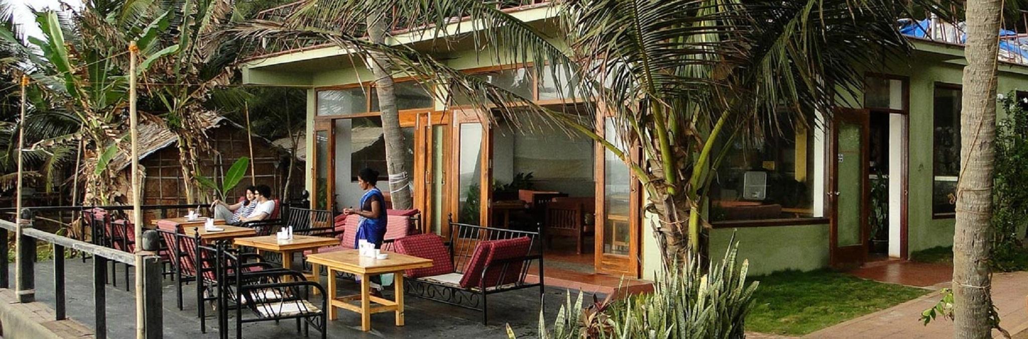 Hotel Rococco Ashvem à Mandrem Extérieur photo