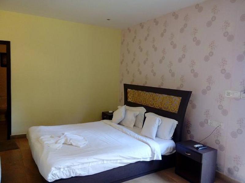 Hotel Rococco Ashvem à Mandrem Extérieur photo